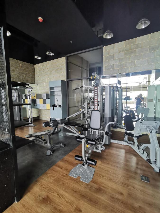 סבו Baseline Premier - Studio With Mountain View מראה חיצוני תמונה